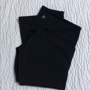 EUC Lululemon Wunder Under Crops
